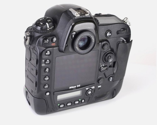 Nikon D4 Camera Body Shutter 120 K Boxed Battery & Charger - Picture 3 of 10