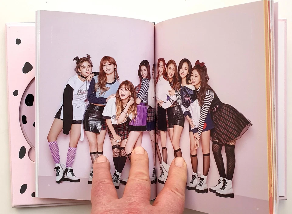 TWICE Twicecoaster Lane 2 K-Pop CD Special Album 2017 mit Lyric Book +Photocards - Bild 3 von 3
