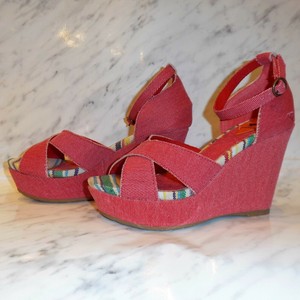 size 5 platform heels