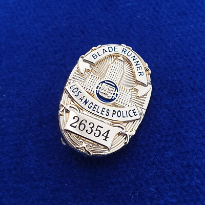 L.A.P.D. Blade Runner 2019 Mini Badge as Pin -gold- #USPolPins
