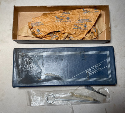 Used Smith Wesson Model 19-3 Blue Box, Wax Paper & Tissue Paper & Sight Tool