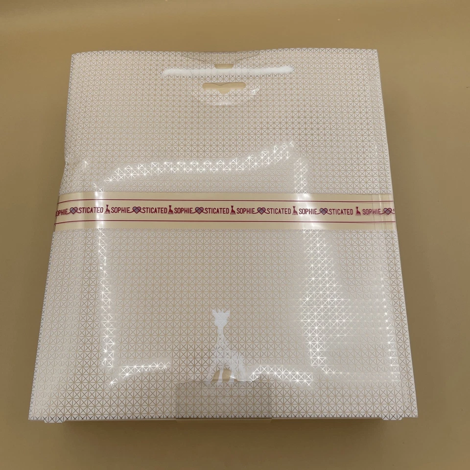 Juego de regalo de juguete y pañales Sophie La Jirafa Vulli hecho en Francia NUEVO Foto 2 de 3