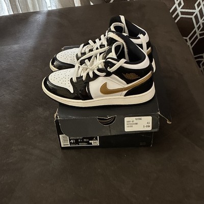 Jordan Air Jordan 1 Low Top Lace-Up Colorblock Sneaker  Black White Gold