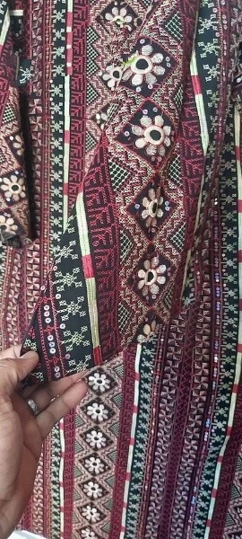 Costura tradicional a mano Thobe bordado completo palestino/jordano vintage Foto 2 de 4