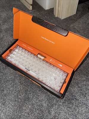 Higround Basecamp 65 Clear Opal Mechanische Gaming Tastatur RGB Limited Edition