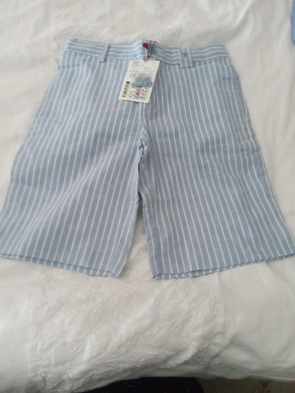 neck&neck european brand from spain NWTlinen cotton size 10 pin stripped shorts