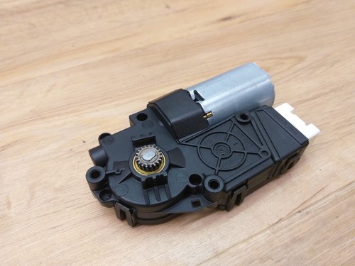 Mercedes X204 GLK-Klasse W204 Antriebsmotor Schiebedach Stellmotor A2048200808