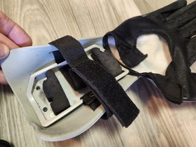 Nintendo NES Power Glove with Sensor Bars OEM Authentic UNTESTED