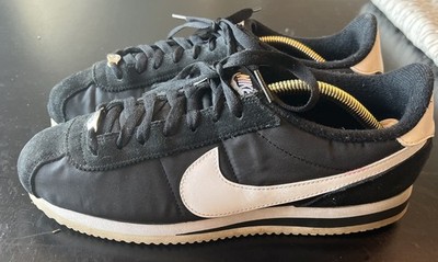 Nike Cortez Basic Nylon Shoes 819720-011 Men s Size 9.5 Black White