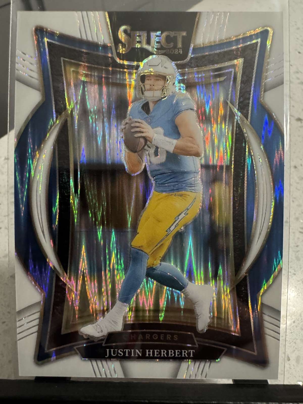 2024 Panini Select - Concourse Justin Herbert #41 White Prizm /35