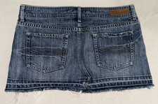 Falda mini/micro jean vintage Y2K Abercrombie Fitch deshilachada dobladillo crudo tiro bajo talla 10