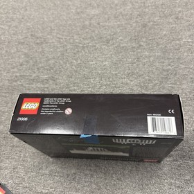 LEGO ARCHITECTURE: The White House (21006) Complete With Manual