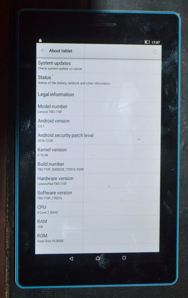 Lenovo Tab3 Essential 7" 16GB WiFi Tablet - White, photo 3 of 4