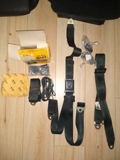 Britax NOS one pair seat belt - 3 rows