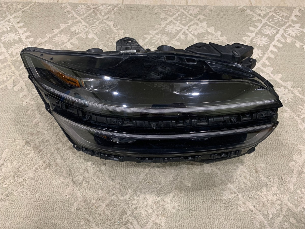 2022 2023 HYUNDAI GENESIS GV70 LED HEADLIGHT COMPLETE 92101