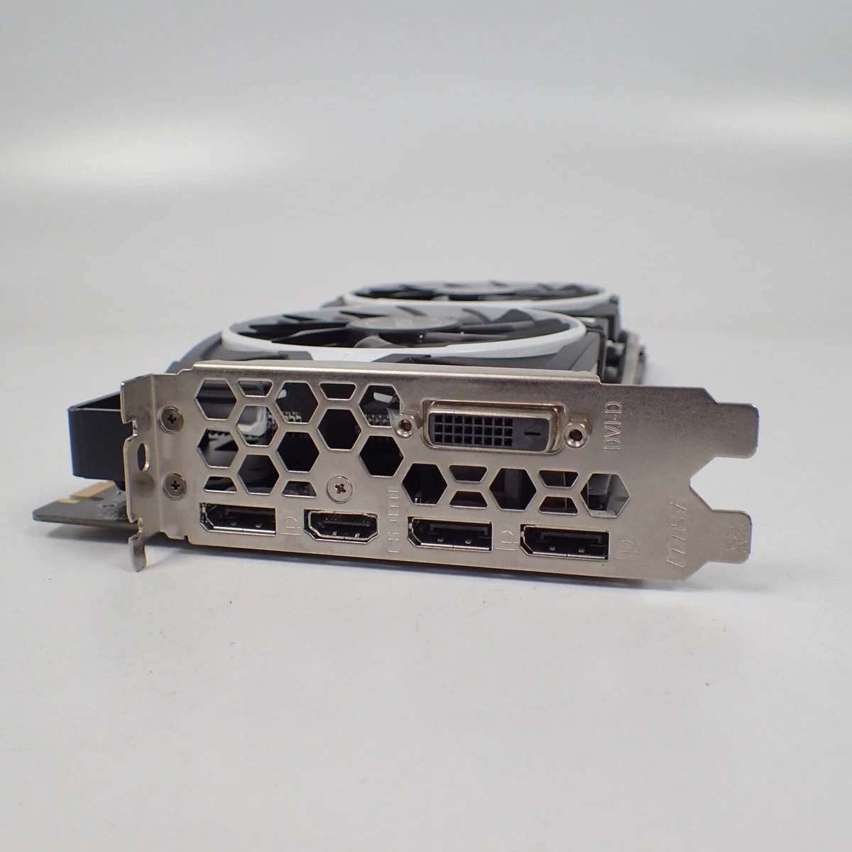 Gtx 1070 deals displayport