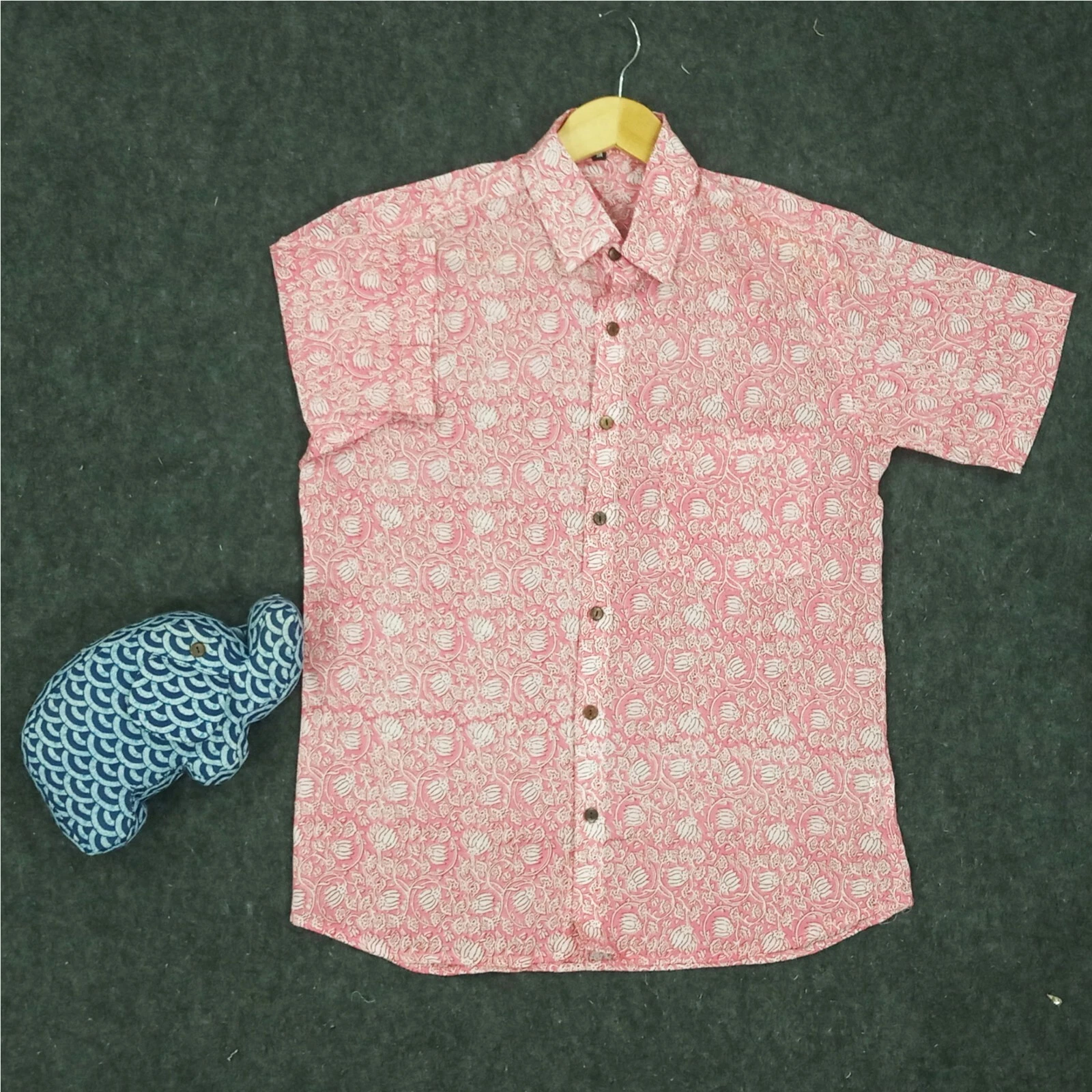 Indian 100% Cotton Pink Floral Print Shirts L Size Beautiful Party Wear Shirt AU
Opens in a new wind