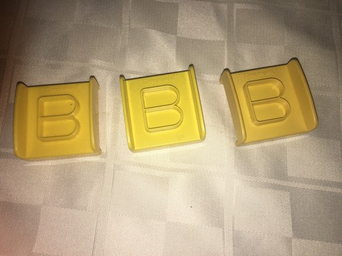 Tupperware Gadget (1) Yellow Butter Cutter 1 Tbsp “B” 4 Butter For Pats Pat - Picture 9 of 10