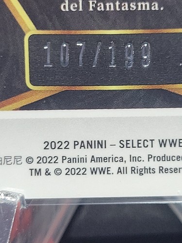 2022 Panini Select WWE Premier Level Blue Prizm /199 Joaquin Wilde #135 - Foto 3 di 3