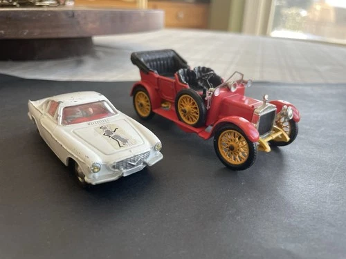 Corgi Toys Lot Of 2 Cars - #258 The Saint Volvo P1800 & #9021 1910 Daimler 38