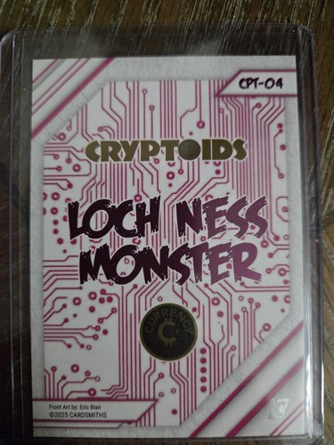 2025 Cardsmiths Space CRYPTOID CPT-04 Loch Ness Monster regolare quasi nuovo-M Nessie SSP - Foto 2 di 2