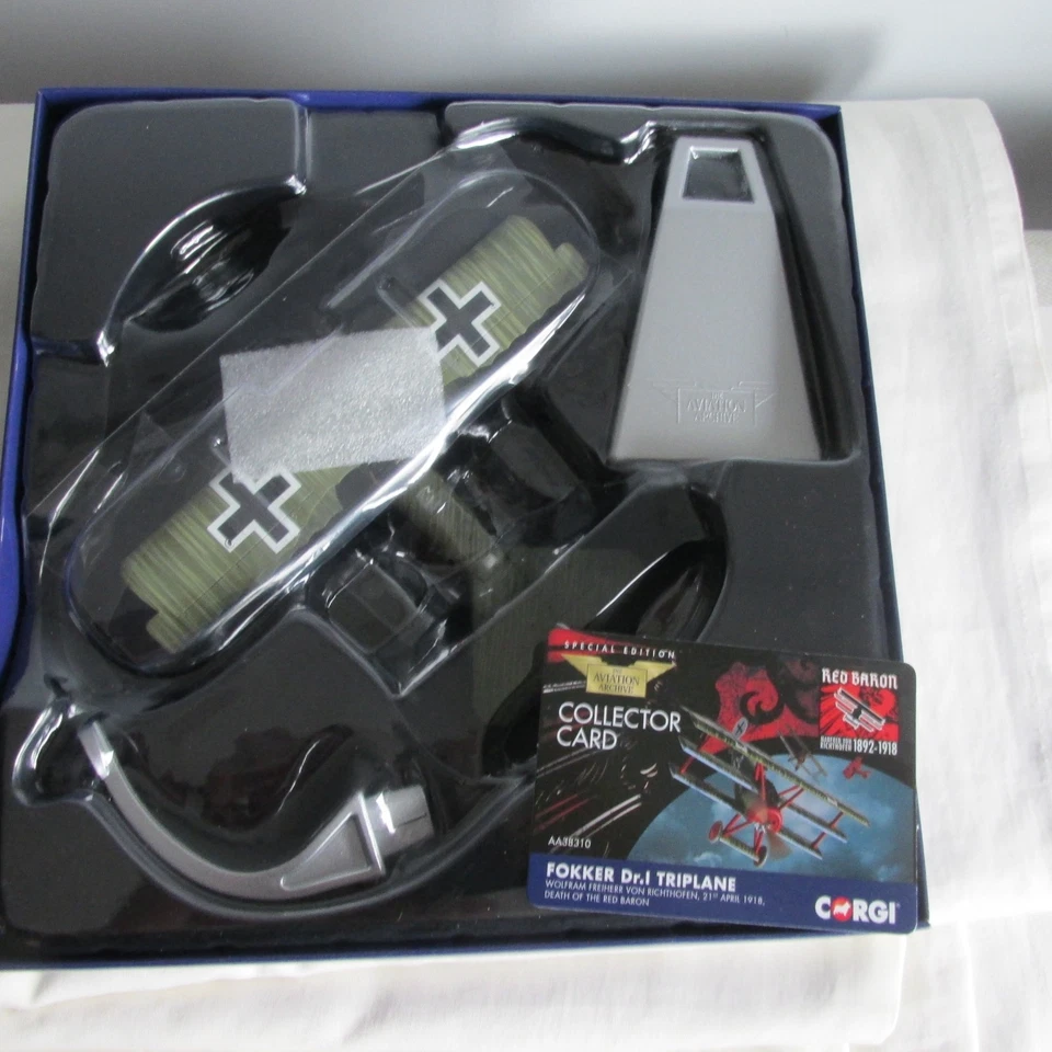 FOKKER Dr1 TRIPLANE -CORGI AVIATION ARCHIVE - AA38310 - FRANCE 1918 - 1:48 scale - Image 3 of 3