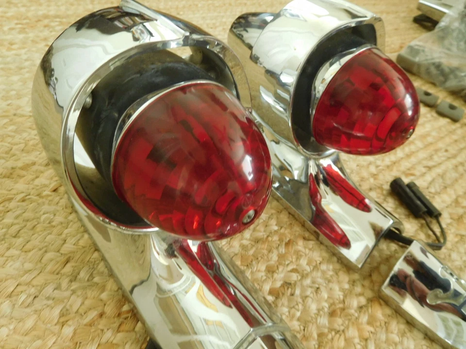 1956 CHRYSLER IMPERIAL TAIL LIGHT ASSEMBLIES LH RH MOPAR DPCD C73 GUN SIGHT - Image 4 of 4