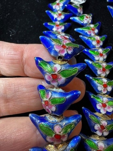 Pair of Vintage Chinese Cloisonne Enamel Beads Lantern Shape Flowers 21mm x 11mm - Picture 25 of 54