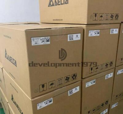 Ein Neu Delta Wechselrichter VFD2A8MH21ANSAA 400w220v
