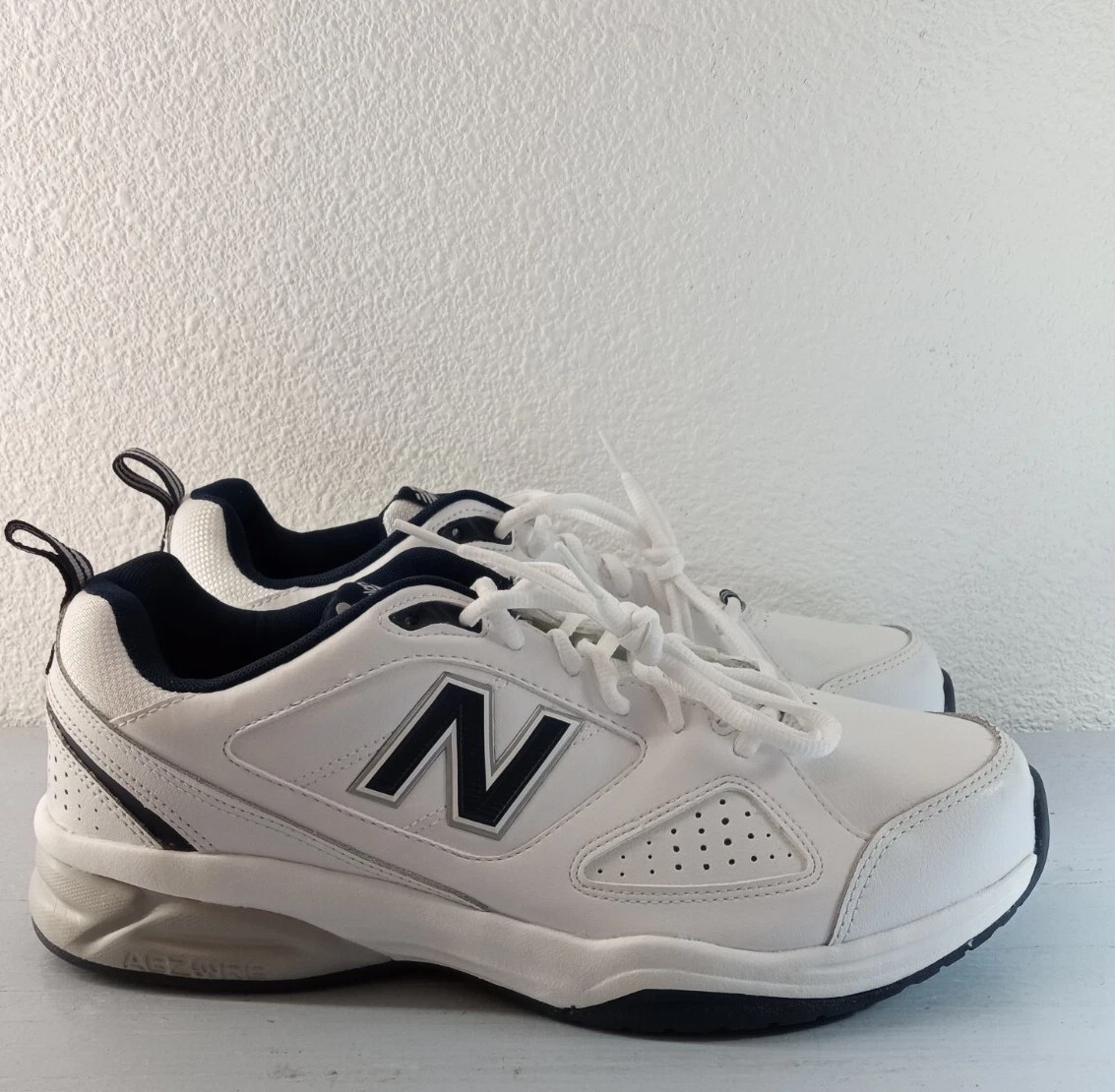 New Balance Mens 623 V3 MX623WN3 White Running Shoes Sneakers Size 11.5