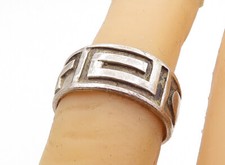 925 Sterling Silver Vintage Shiny Greek Key Tapered Band Ring Sz 6 RG5355