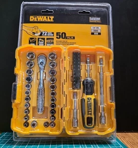 DEWALT DWMT81610 Ensemble d'outils de mécanique de conduite de 1/4" 50 Pièces avec boîtier portable