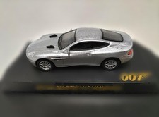 Kyosho 007 Convenience Store Aston Martin V12 Vanquish