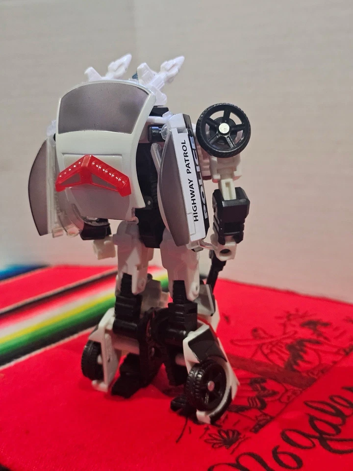 Transformers Universe PROWL classics deluxe - Image 2 of 2