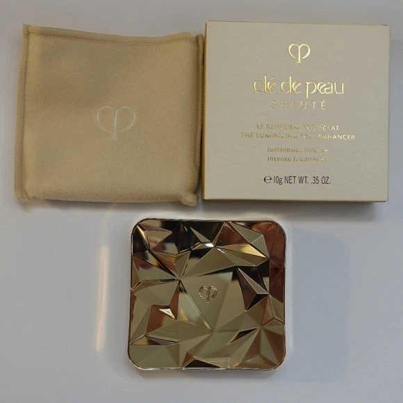 Cle De Peau The Luminizing Face Enhancer 201 TWILIGHT'S GLOW - Size 10 g New - Image 3 of 4