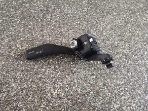 VW CADDY III Furgon 2KA, 2KH, 2CA, 2CH Drehknopf drehen 1K0953513 1.90 35421313