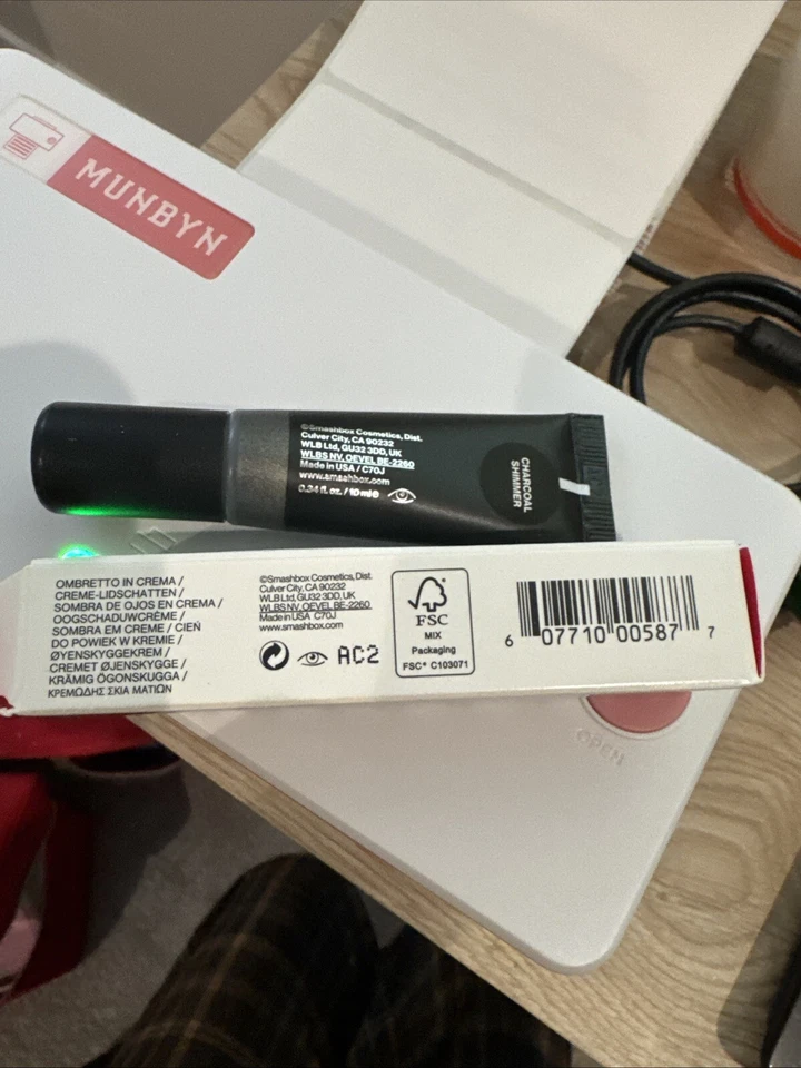 Smashbox Always on Shimmer Cream Shadow Charcoal Shimmer 0.34 fl. oz. / 10ml - Image 3 of 3