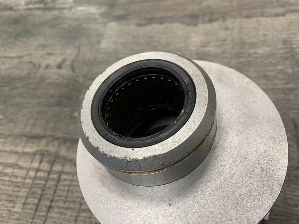 Оригинальный эксцентричный обод заднего колеса ступица Ducati 848 Superbike Corse EVO Streetfighter - Изображение 2 из 4