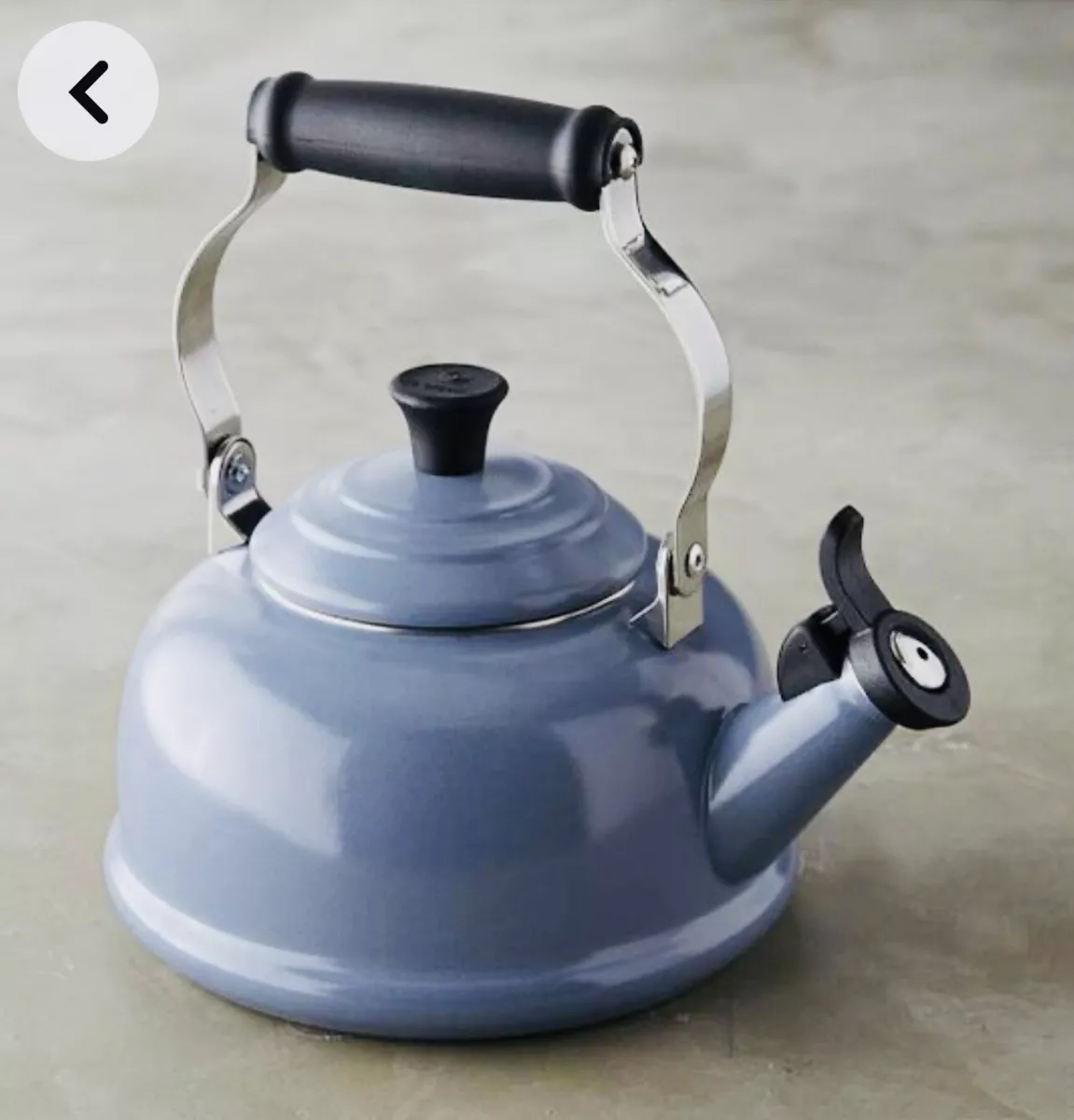 NIB LE CREUSET MINERAL BLUE WHISTLING TEA KETTLE 1.7 QT ENAMEL STEEL RARE COLOR
