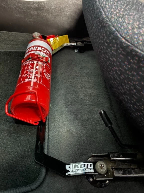 Soporte extintor para Ford Falcon AU Foto 3 de 4