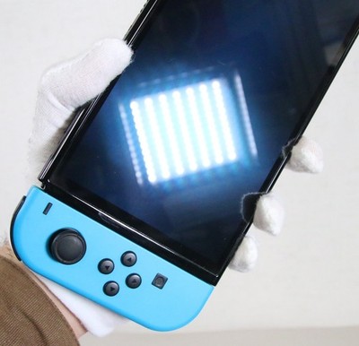 Nintendo Switch OLED Video Game Console HEG-001 Red/Blue
