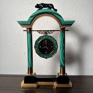 New Vintage Gucci Green Malachite Clock Gucci G-Timeless 18K Yellow Gold, Stainless Steel  main image 3