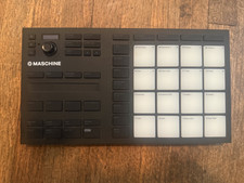 Native Instruments Maschine Mikro MK3 Drum Controller Beat Machine Z11