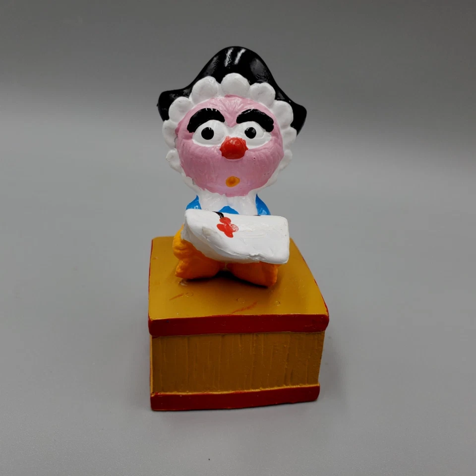 Muppet Babies Animal Pirate Pvc Figure sitting on crate with treasure map 3" - Изображение 3 из 4