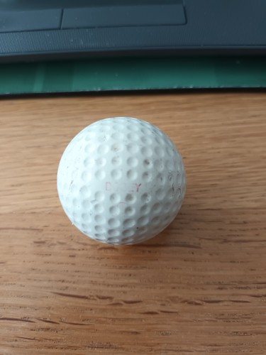 Vintage Dunlop Bogey Golf Ball - Picture 2 of 3