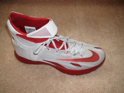 kyrie 4 shoes hyperrev