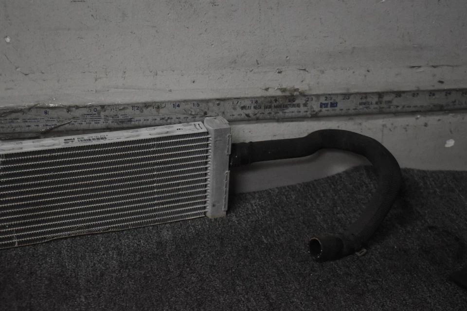 Radiador Volkswagen Touareg 2011-2015 fabricante original de fábrica Foto 3 de 4