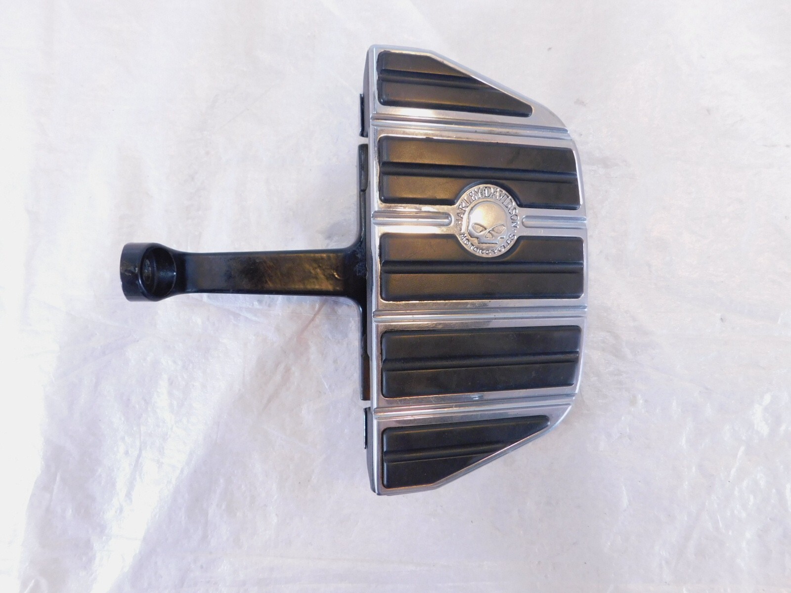 Harley Davidson Electra Glide Willie G Passenger Footboard Floorboard