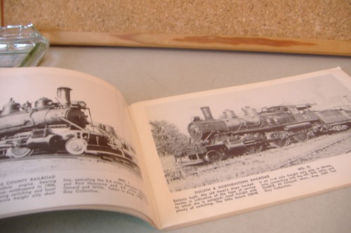 ~RAILROAD PHOTO ALBUM~VOL. 5 NO. 5 ~COPYRIGHT 1953~ - Picture 5 of 8