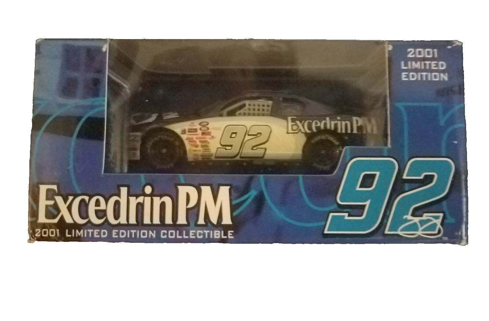 Литые модели спортивных и туристических автомобилей Busch масштаба 1:64